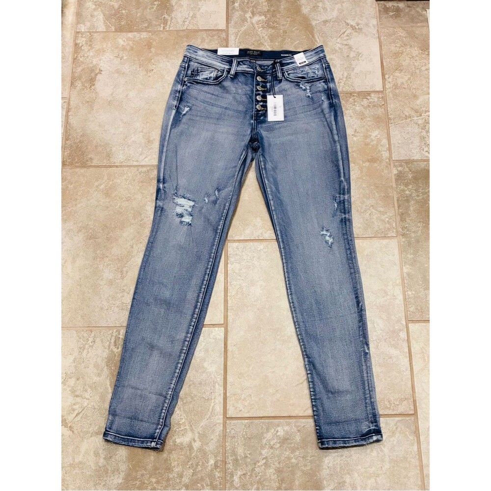Judy Blue Mid Rise Boyfriend Fit Distressed Jeans Women’s 30x34 NWT - Picture 4 of 14